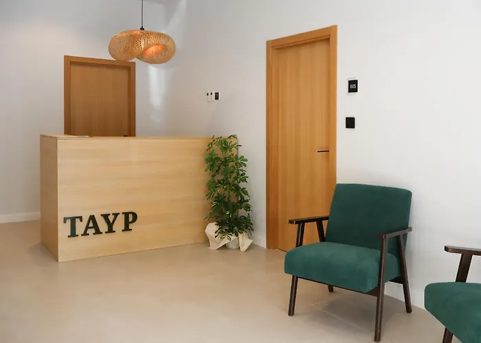 Ξενοδοχείο Tayp Navalmoral Estudios *